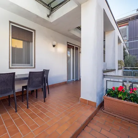 Flat In Center With Terrace, Near Garibaldi Fs Apartament