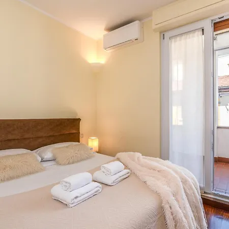 Flat In Center With Terrace, Near Garibaldi Fs Apartament Mediolan