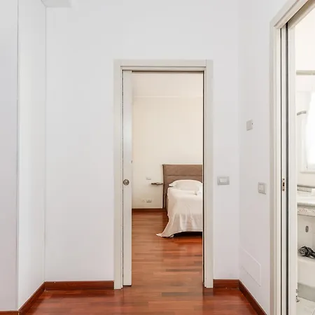 Flat In Center With Terrace, Near Garibaldi Fs Apartament